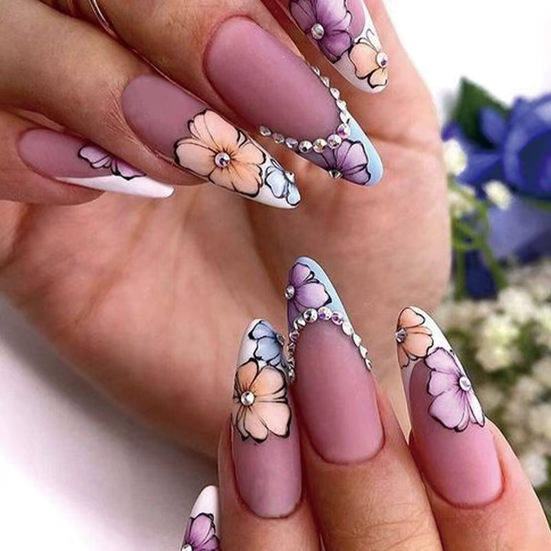 Faux ongles français avec imprimé léopard
