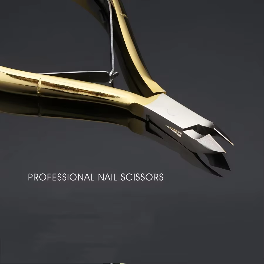 Ciseaux à ongles, coupe-cuticules