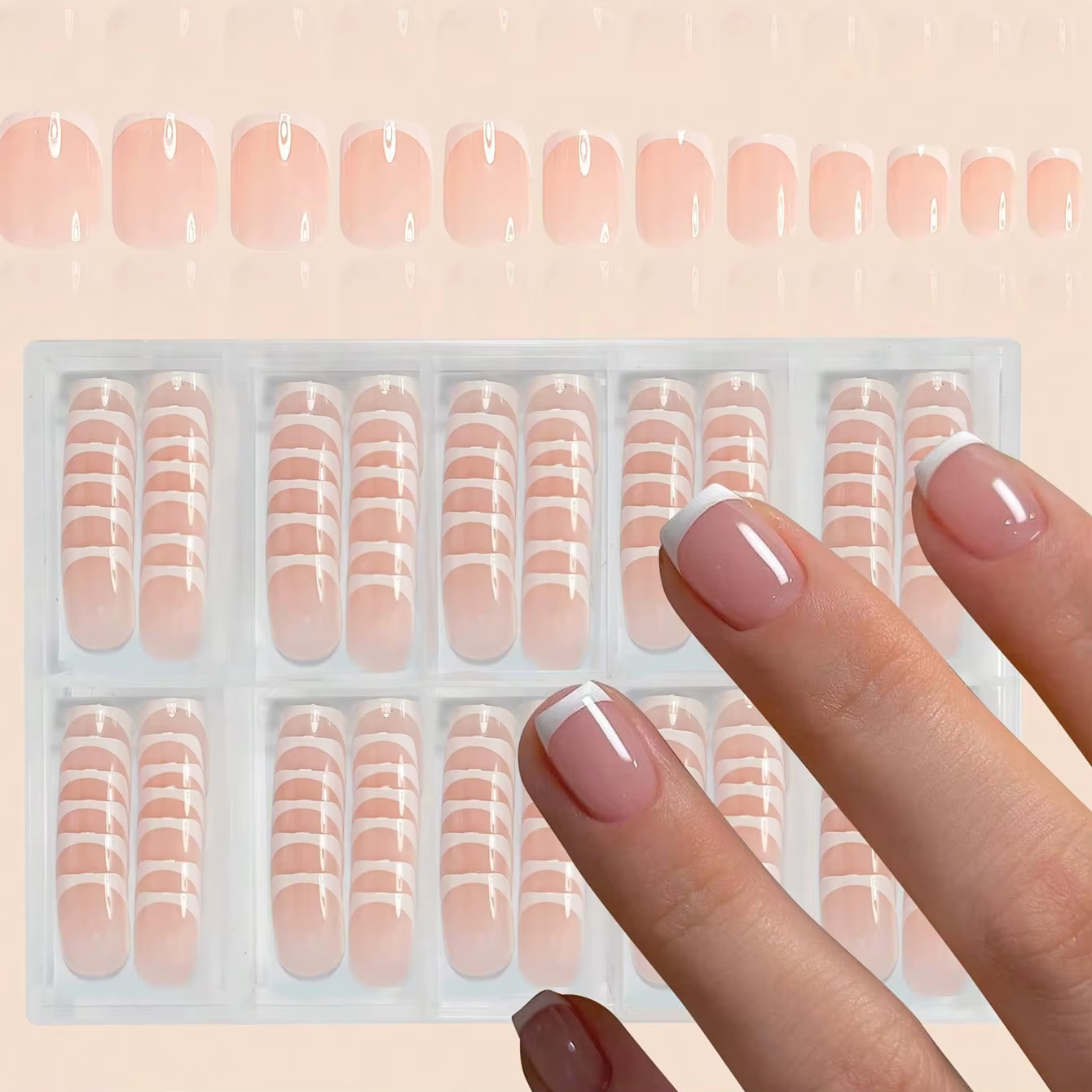 Faux ongles français simples et brillants