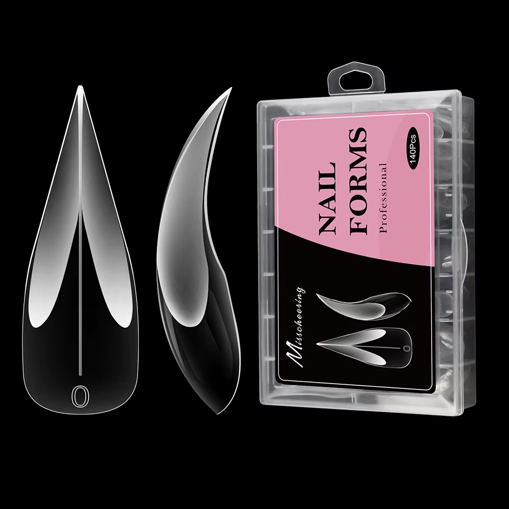 Ongles Stiletto incurvés