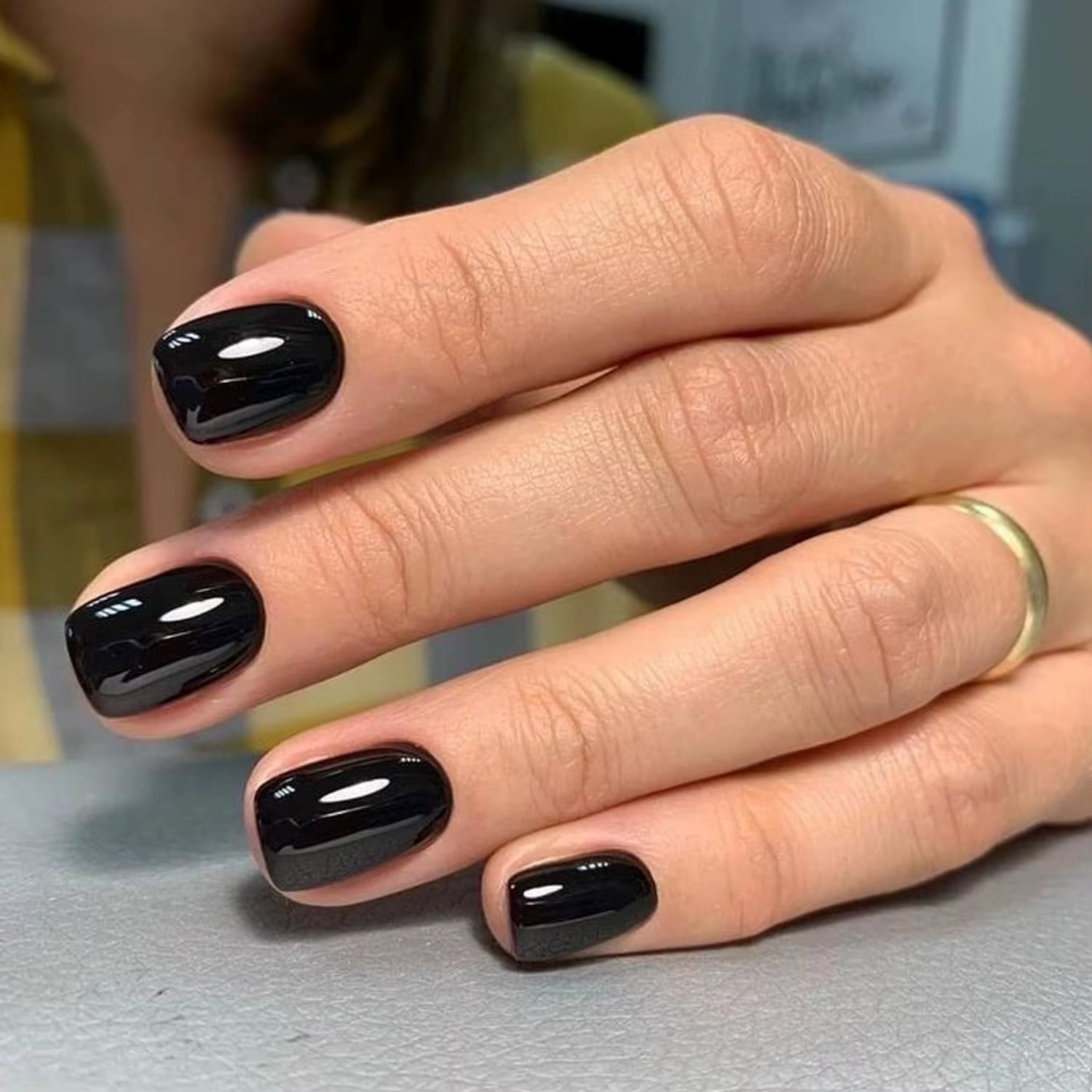 Faux ongles français carrés mi-longs