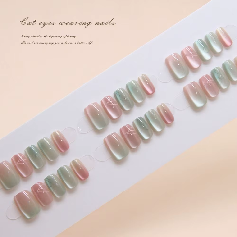 Faux ongles carrés longs à la mode