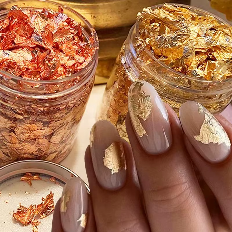 Feuilles argentées dorées pour ongles magnifiques