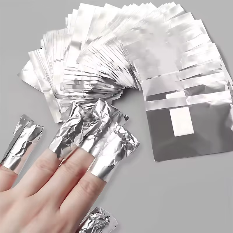 Serviettes démaquillantes pour ongles avec tampons en coton et feuille d'aluminium pour le nail art