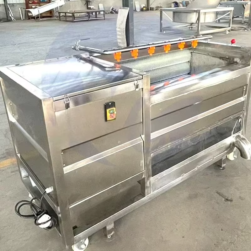 Machine de nettoyage et d'épluchage de rouleaux de cheveux de racine et de tubercule