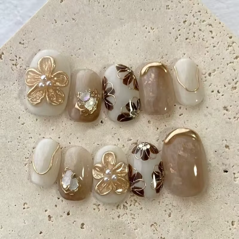 10 pièces Faux ongles à presser courts ovales