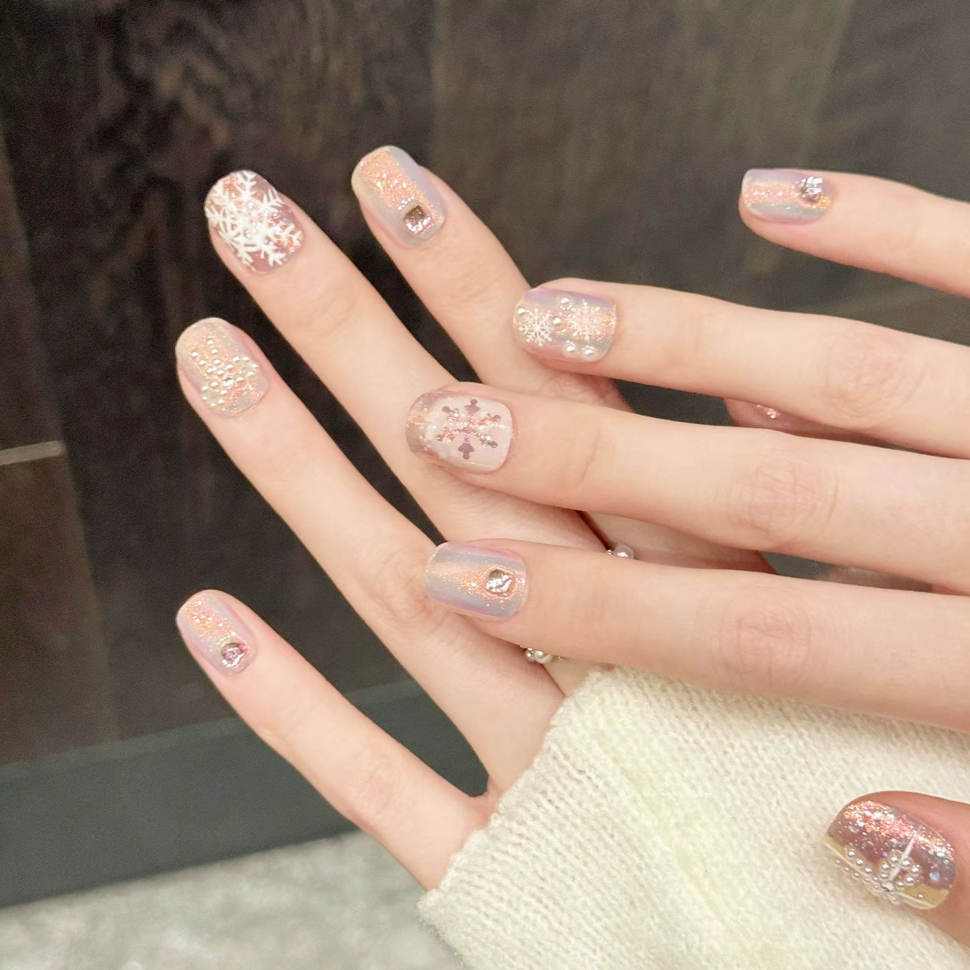 10 faux ongles ronds faits à la main
