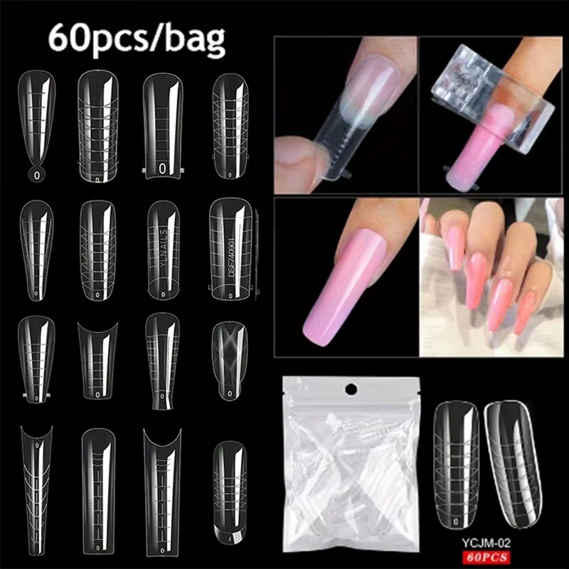 Extension de faux ongles en acrylique