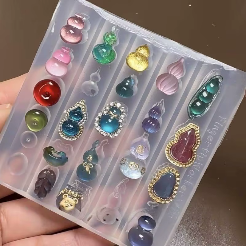 1 pièce Zhaocai Hulu Moule à ongles en silicone spécial haute transparence à relief 3D pour décoration DIY de nail art avec boucle de sécurité