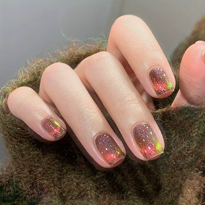 S82 Neon Sky - 10 ml No - Vernis à ongles œil de chat sans cuisson. Il sèche rapidement et dure longtemps. Avec une couleur principale mystérieuse et profonde