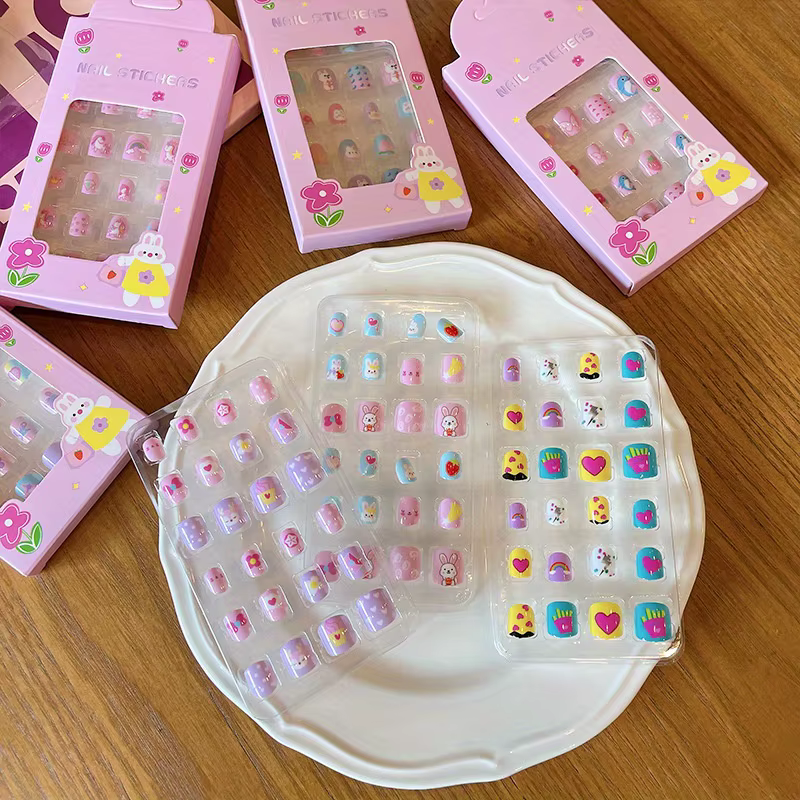 24 pièces/boîte enfants dessin animé ongles conseils coloré mignon fille faux