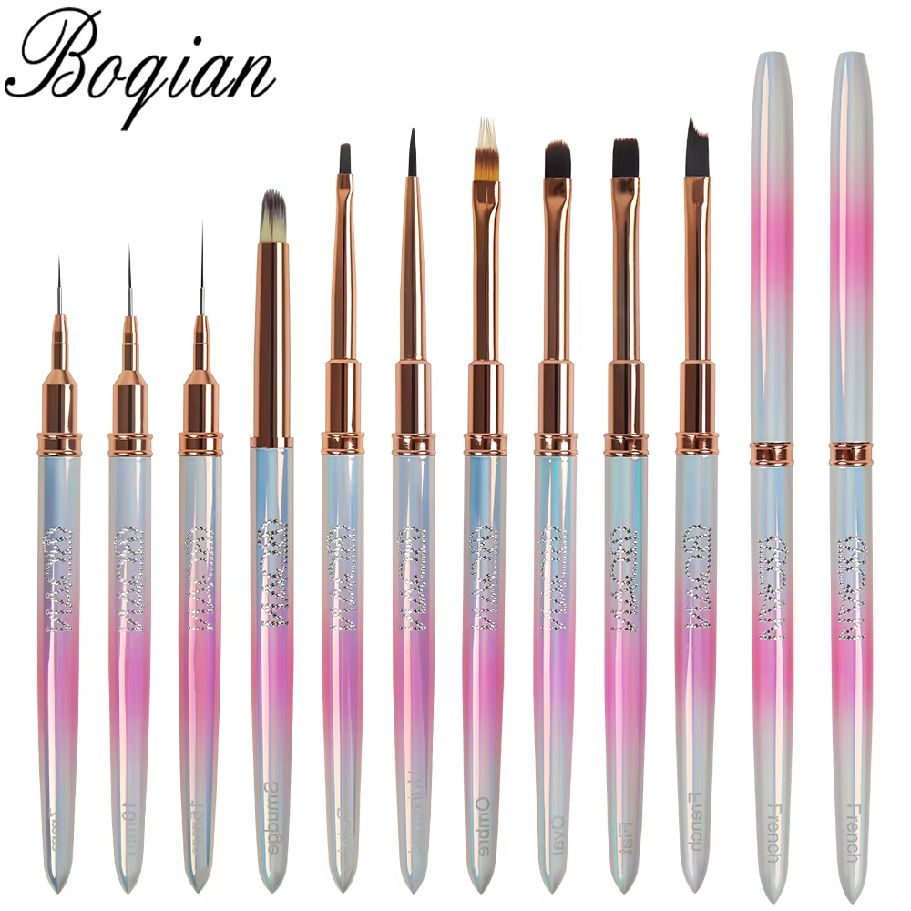 BQAN brosse à ongles nacrée