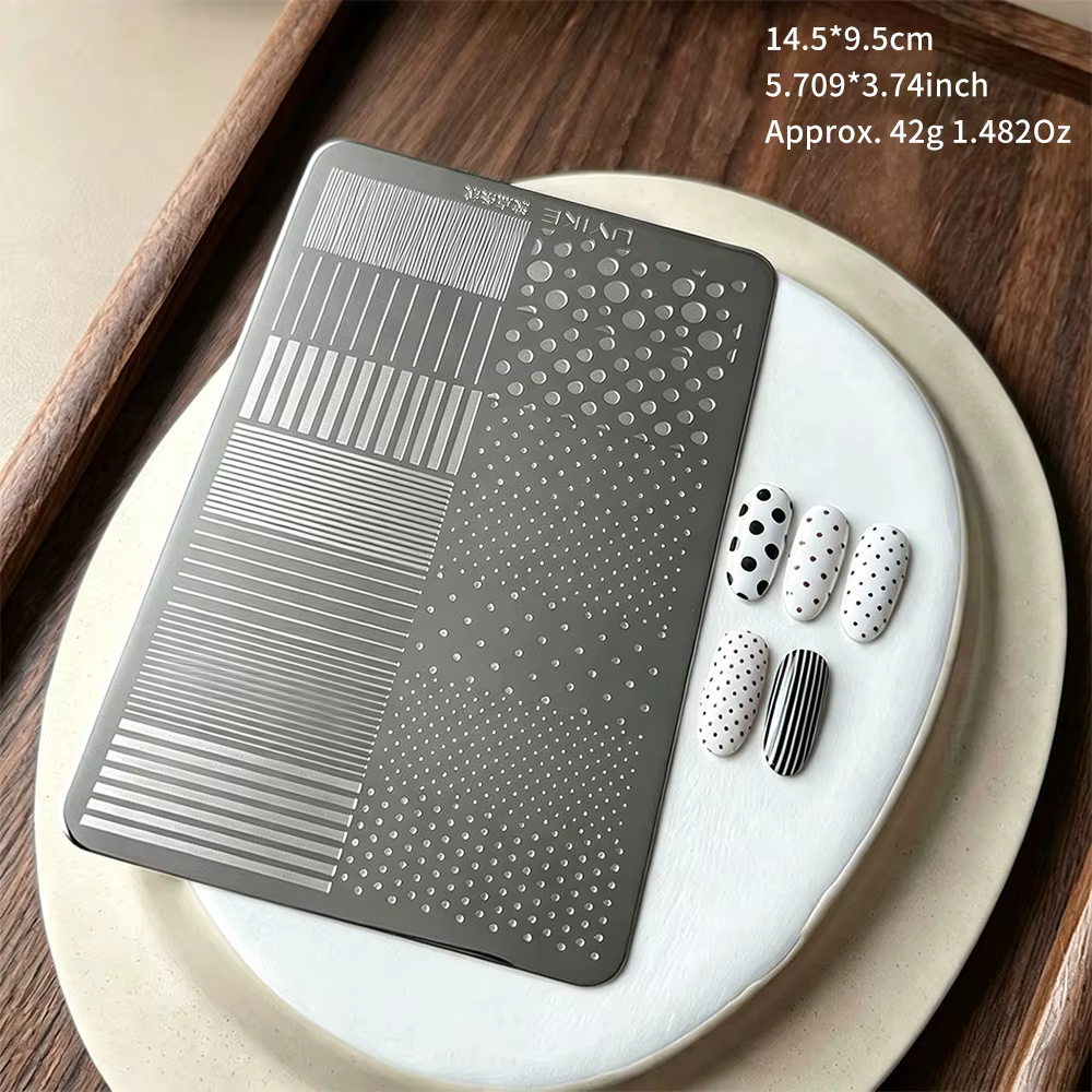 Plaque de tamponnage pour ongles à pois et lignes rayées 14