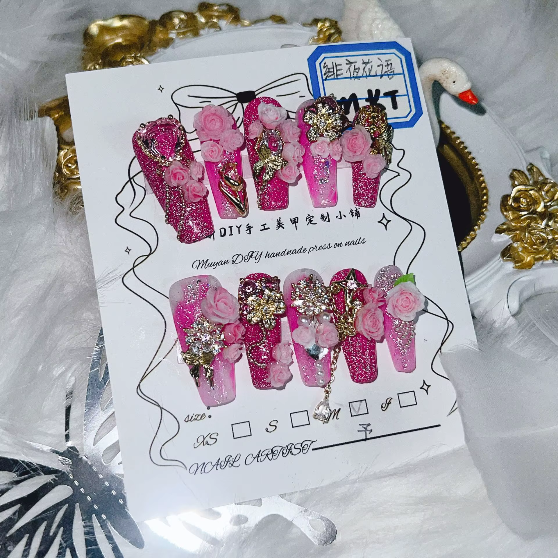 Presse sur les ongles fait à la main rose ombré 3D or