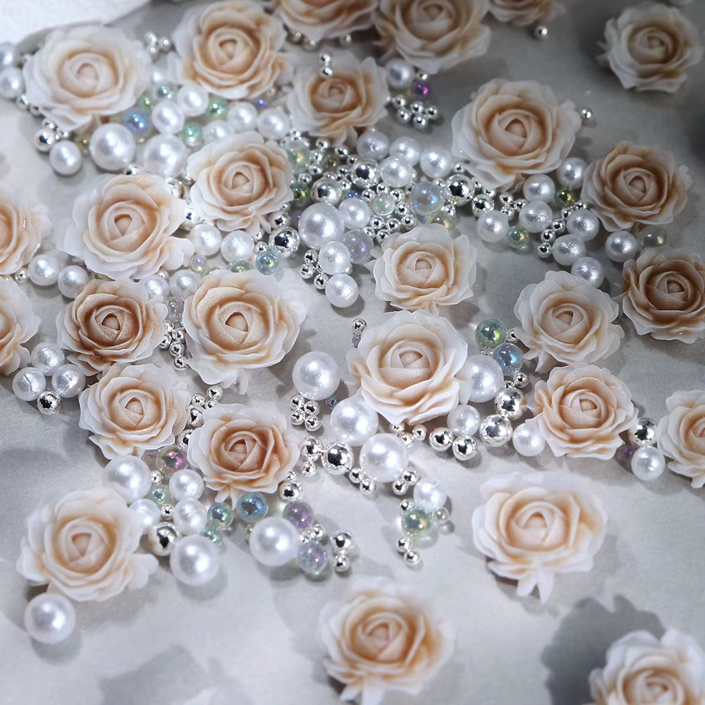 30 pièces Rose Rose fleur 3D ongles strass décoration ongles bijoux coloré mixte perle perles breloques saint valentin Nail Arts approvisionnement