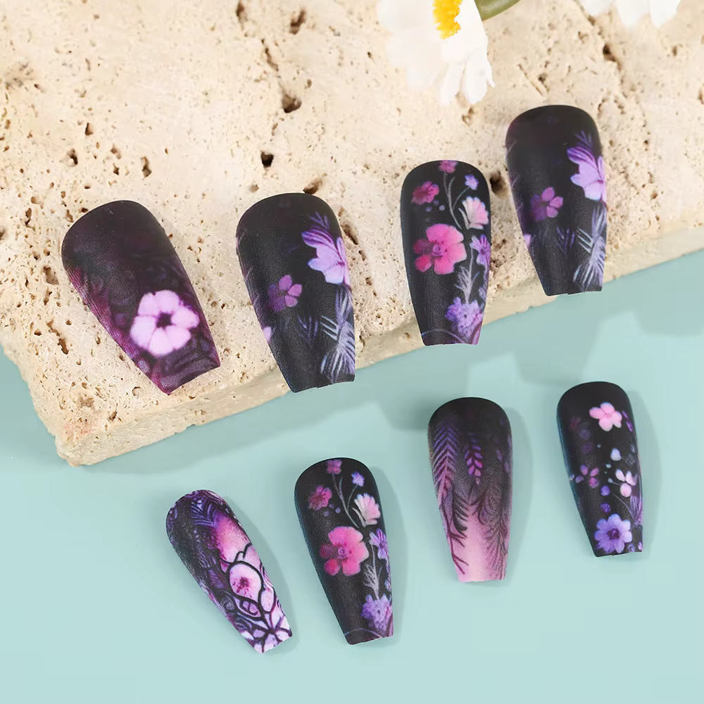 24 faux ongles à presser