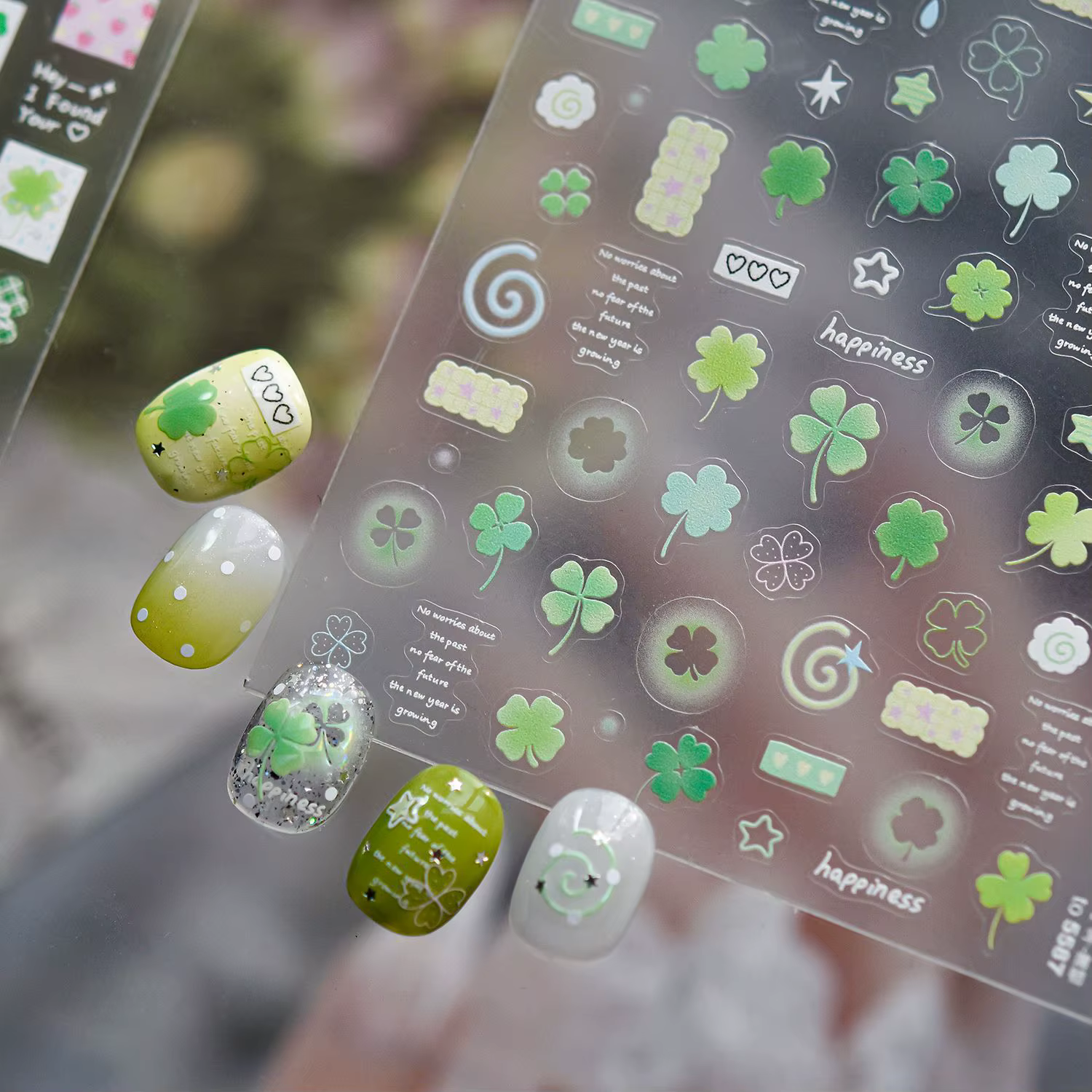 Autocollants pour ongles Feuilles de printemps