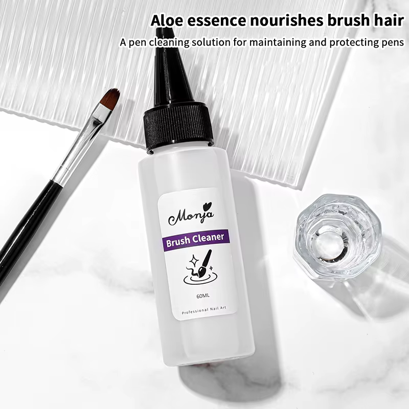 Nettoyant pour pinceaux à ongles