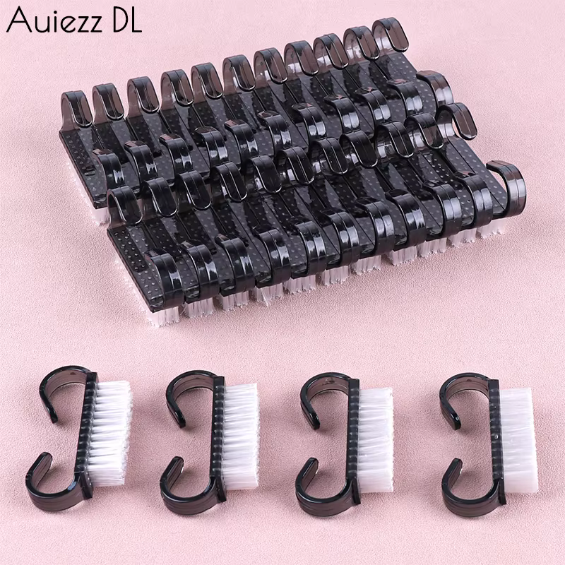 Brosse de nettoyage des ongles noire