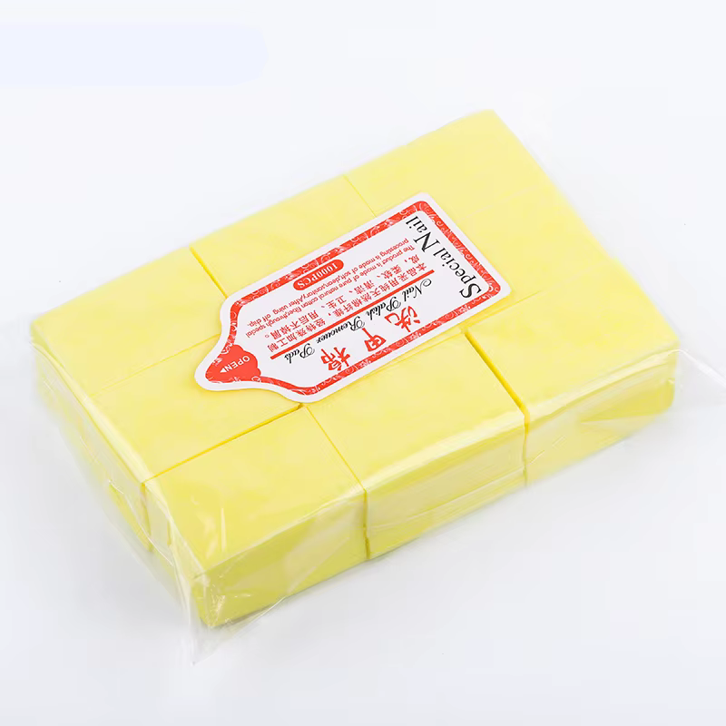 Lingettes dissolvant de vernis à ongles