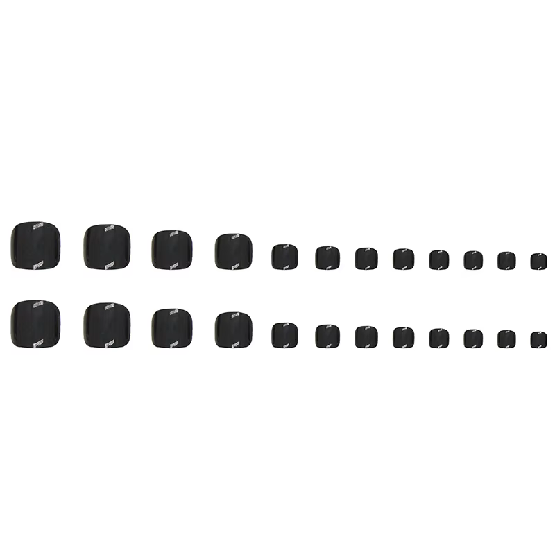 Faux ongles noirs brillants
