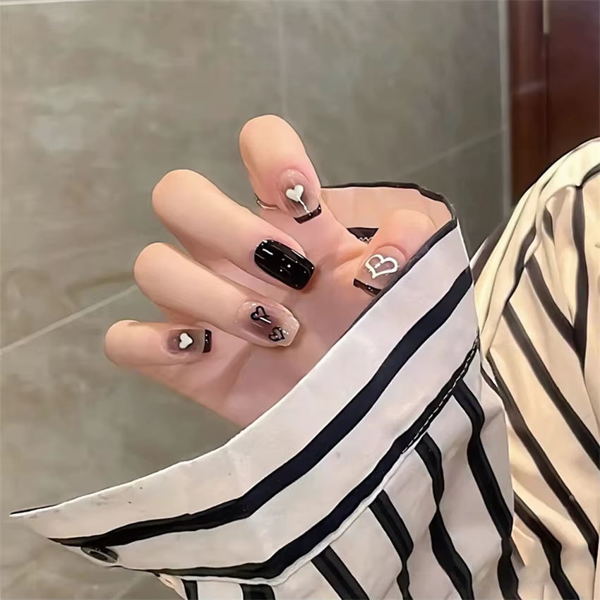 24 pièces/ensemble mignon Matcha Milkcap petite fleur faux ongles doux fille collant presse