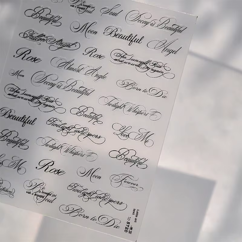 Autocollants pour ongles en lettres anglaises noirs et blancs, autocollants décoratifs pour ongles, autocollants pour ongles français, autocollants pour manucure DIY
