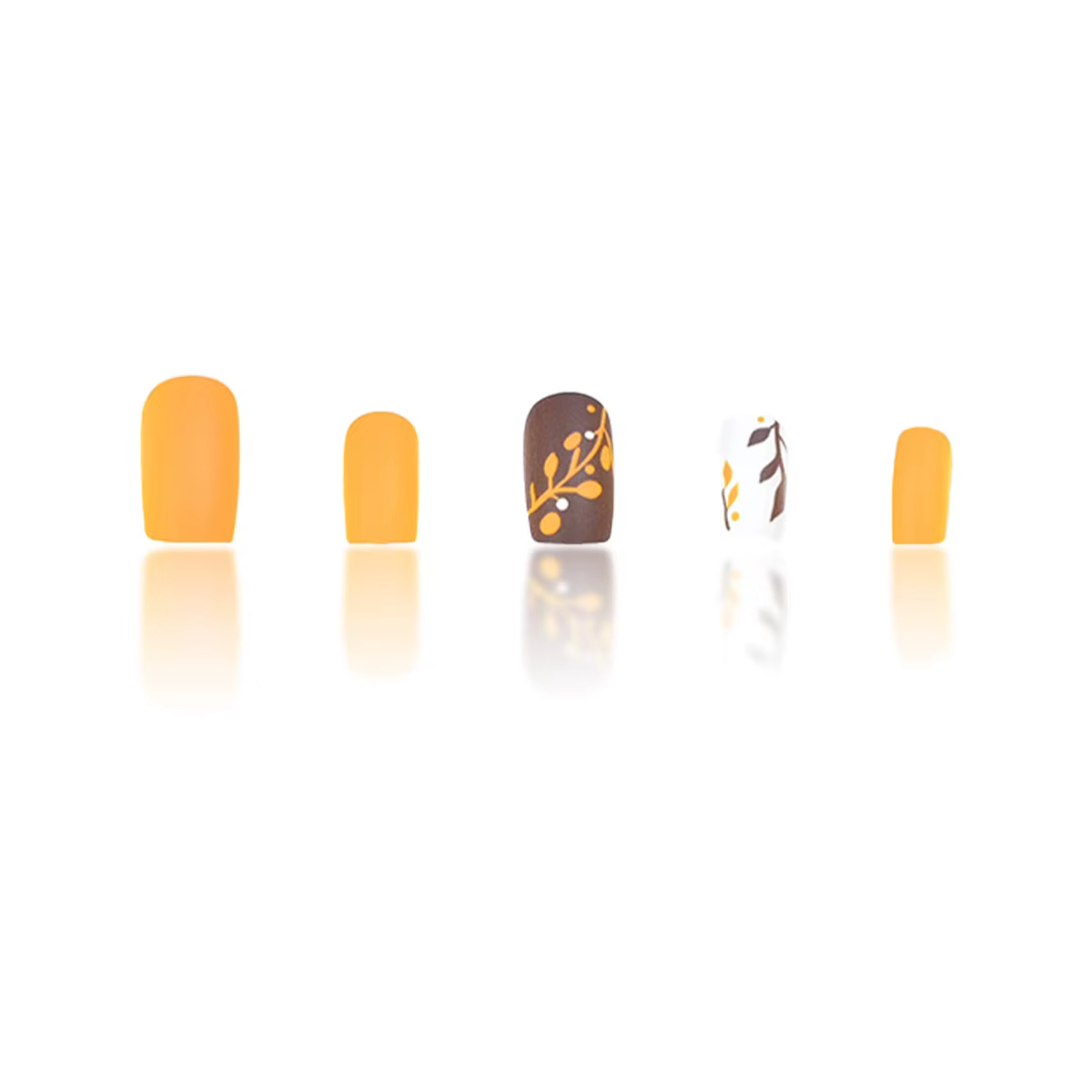 Un ensemble complet de 24 faux ongles carrés courts conçus avec des motifs de feuilles orange de style automne et hiver