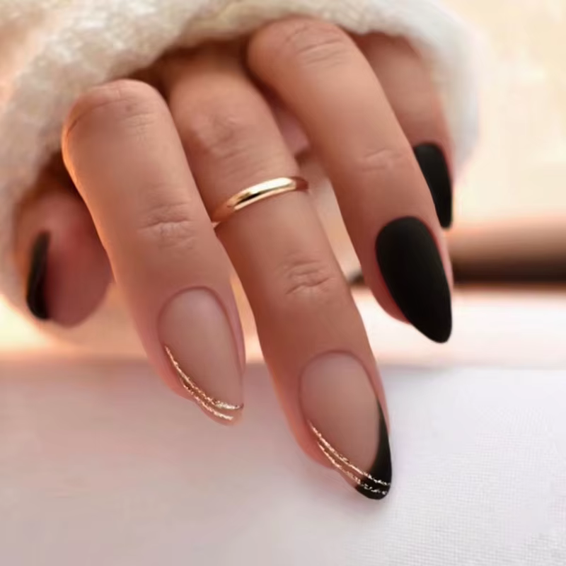 24 faux ongles à presser pour l'automne et l'hiver