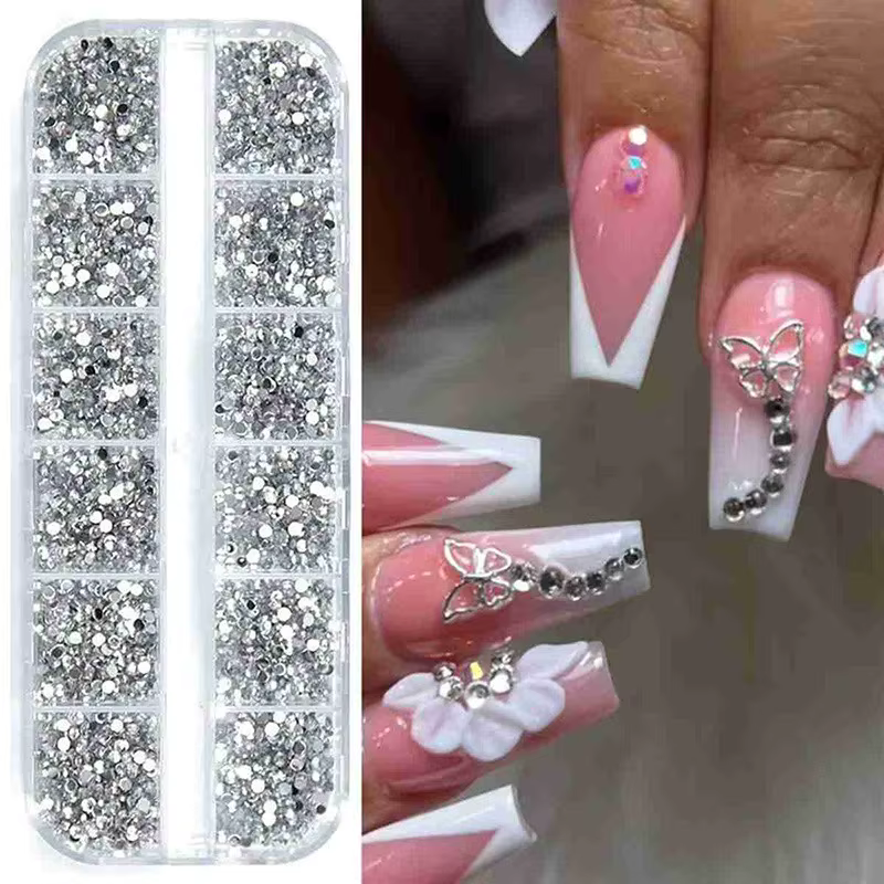 Strass acryliques multi-tailles à dos plat pour Nail Art