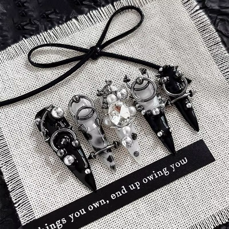 [GLOW] alliage mixte rétro cercle ongles Art breloques 3D Style Punk noir argent pièces d'ongle décoration