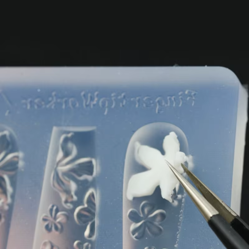 Moule à ongles à motif rétro