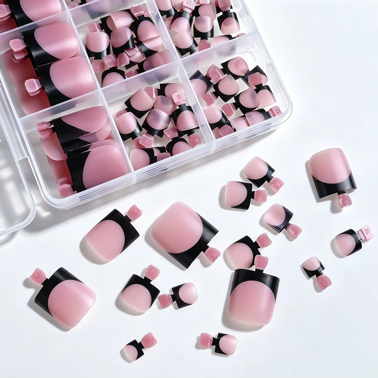 150 faux ongles de pieds noirs