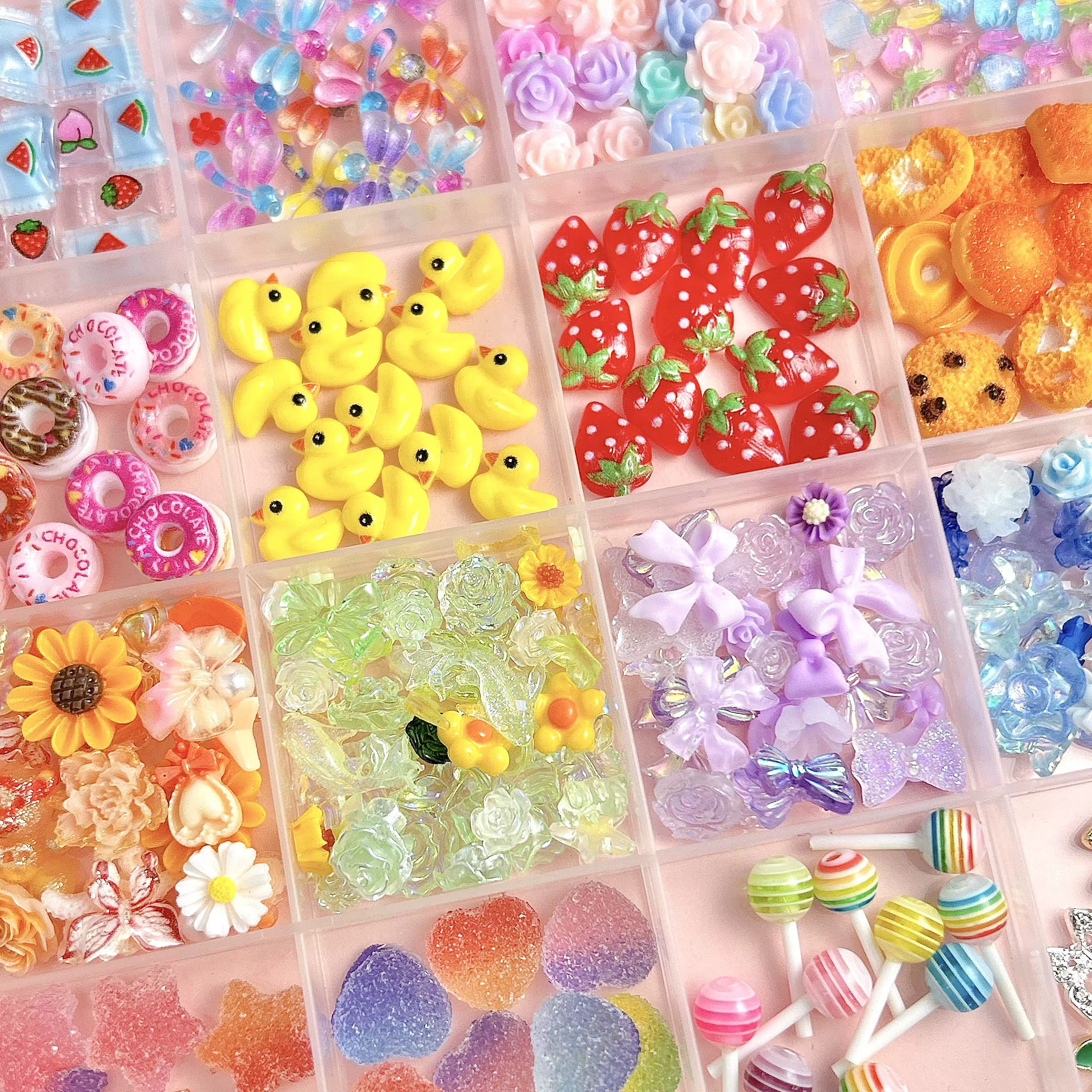 1 boîte de décorations pour ongles