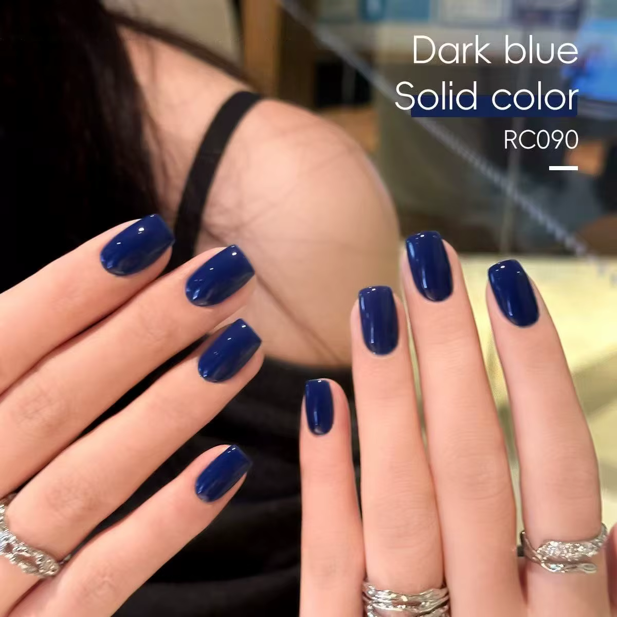 Vernis à ongles gel UV bleu saphir