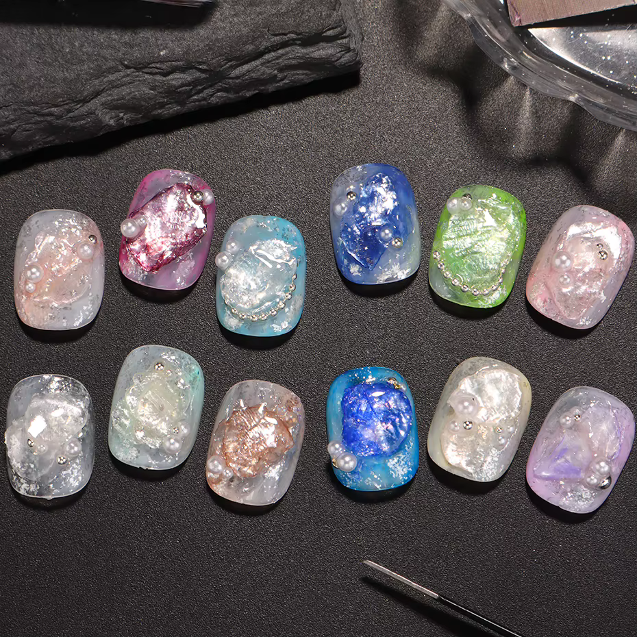 12 compartiments de paillettes pour nail art en forme de coquillages