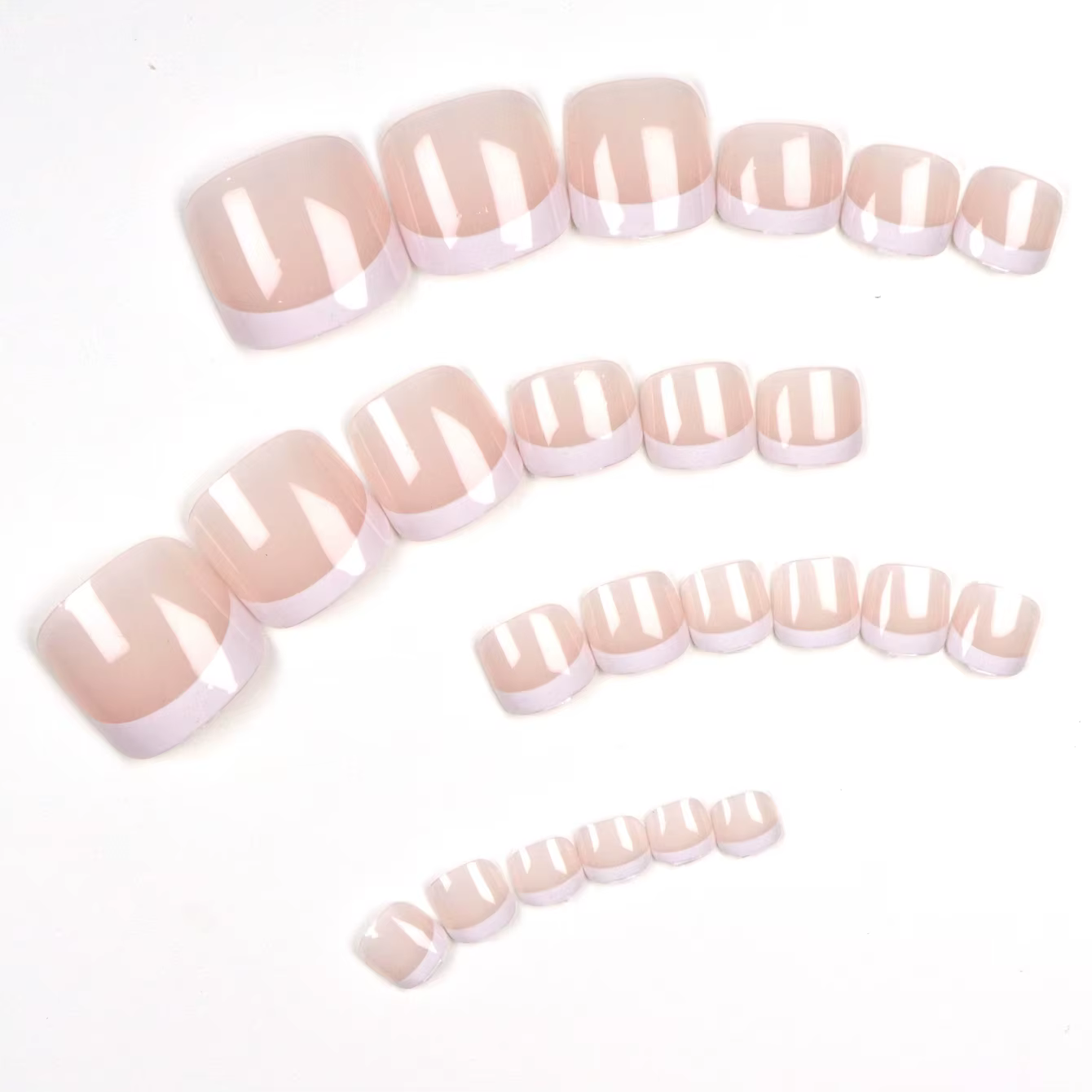 96 pièces pointes françaises presse sur les ongles des pieds