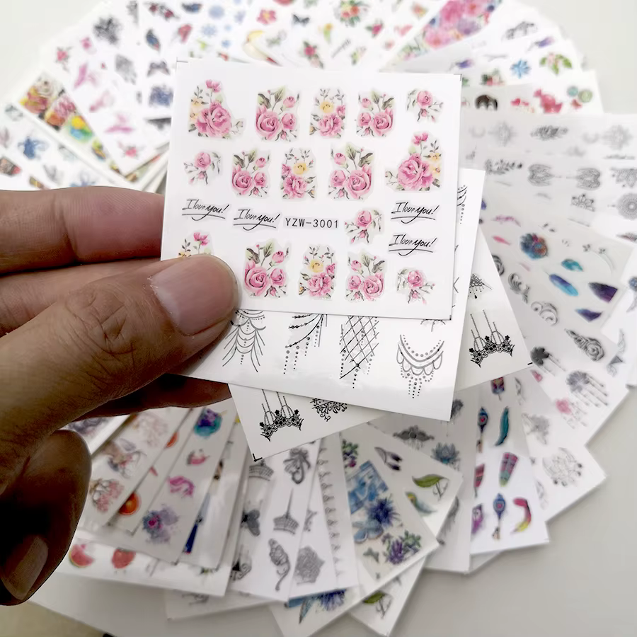 48 autocollants pour ongles