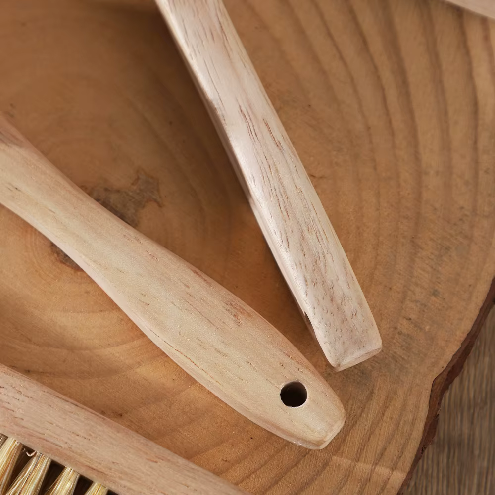 1/3 PIÈCES Petite brosse à ongles en bois massif à long manche et poils de sanglier – Outil de soin des mains naturel