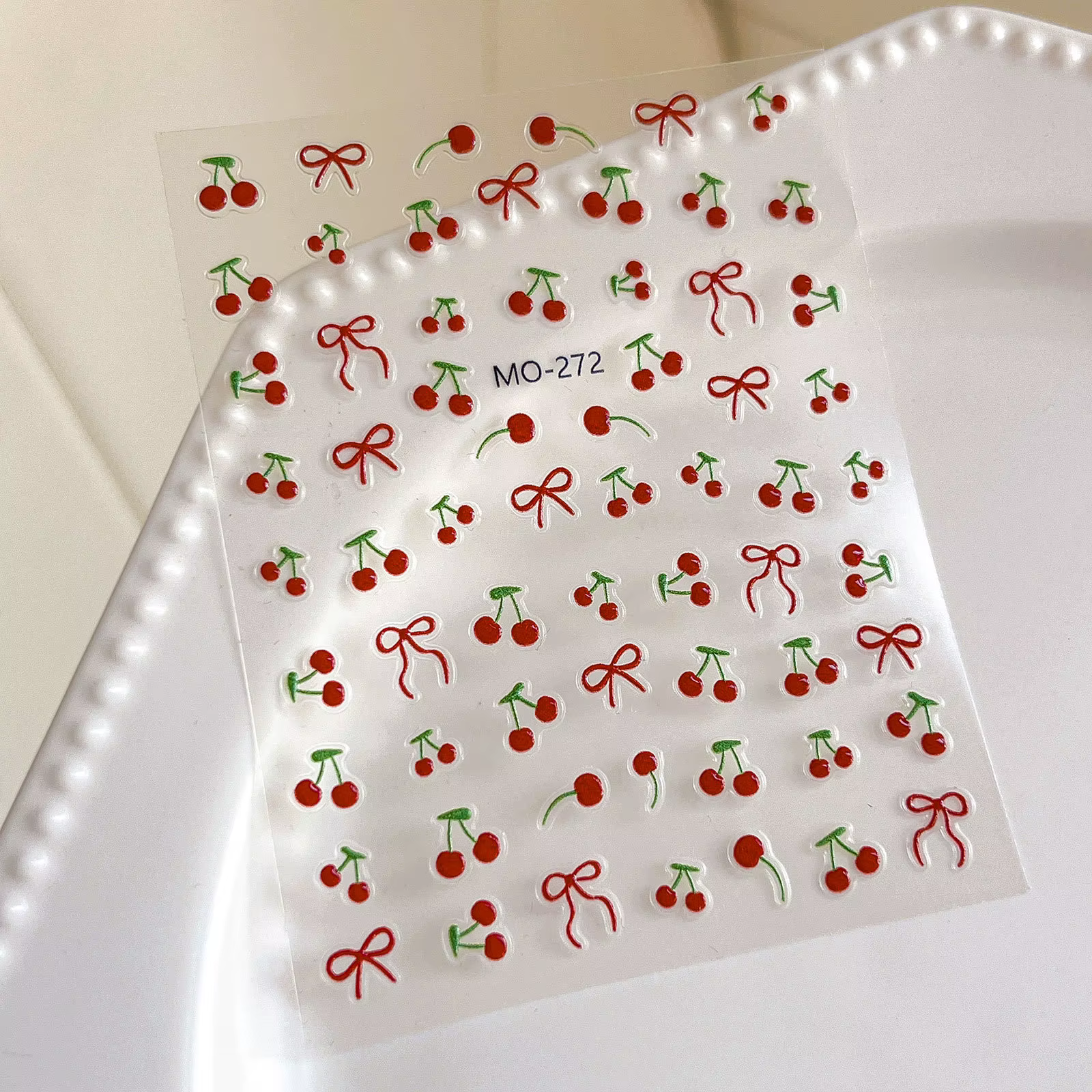 Autocollants 3D pour ongles motif cerises rouges