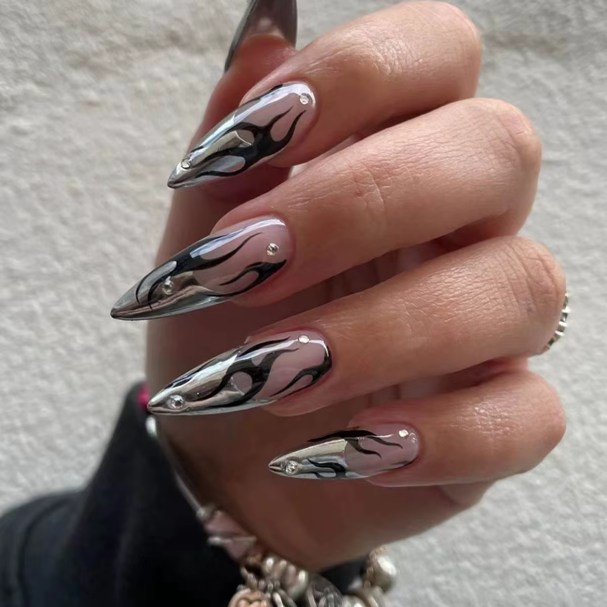24 pièces faux ongles œil de chat bleu portable longs