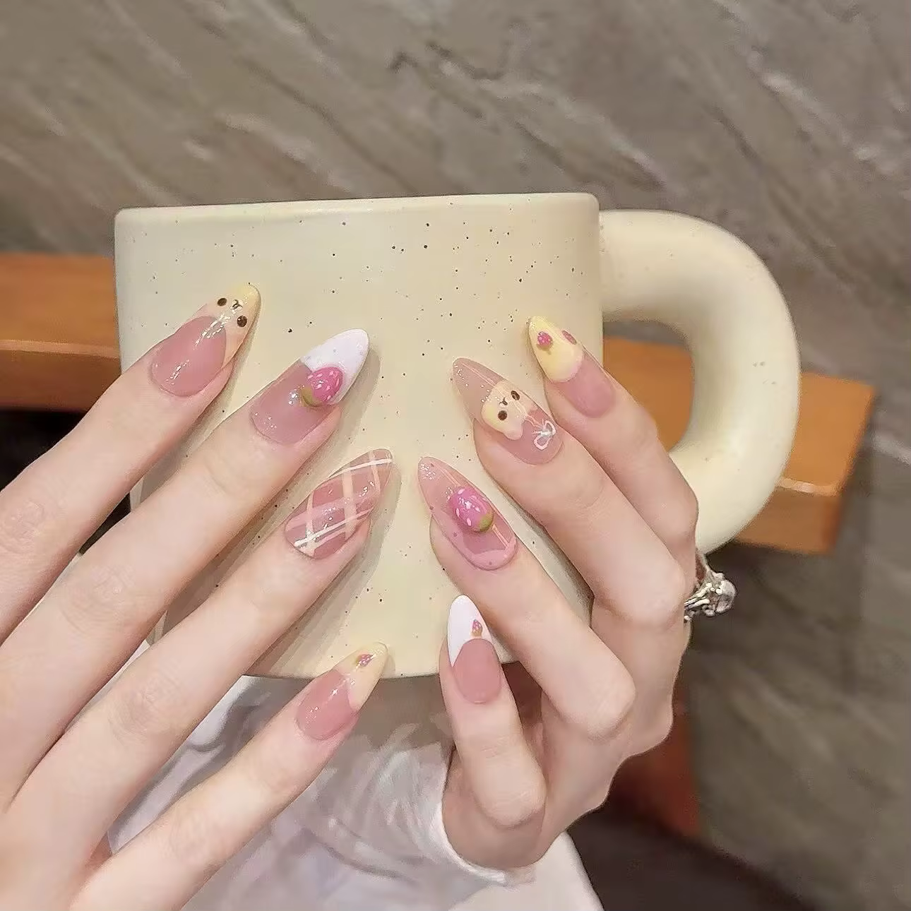10 faux ongles en acrylique à presser