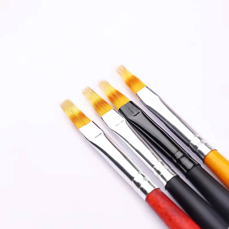 Pinceau pour nail art, design dentelle ombré