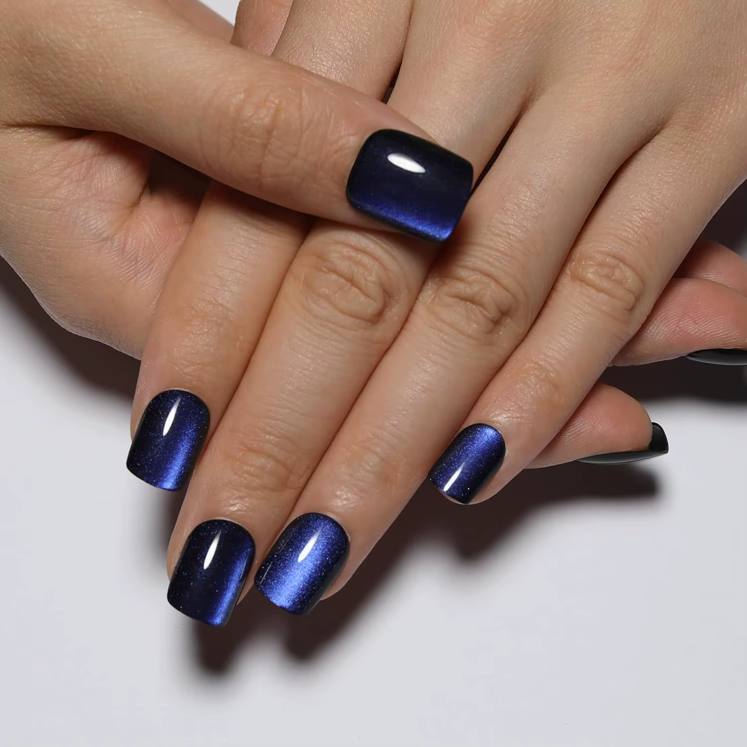 Faux ongles œil de chat bleu foncé