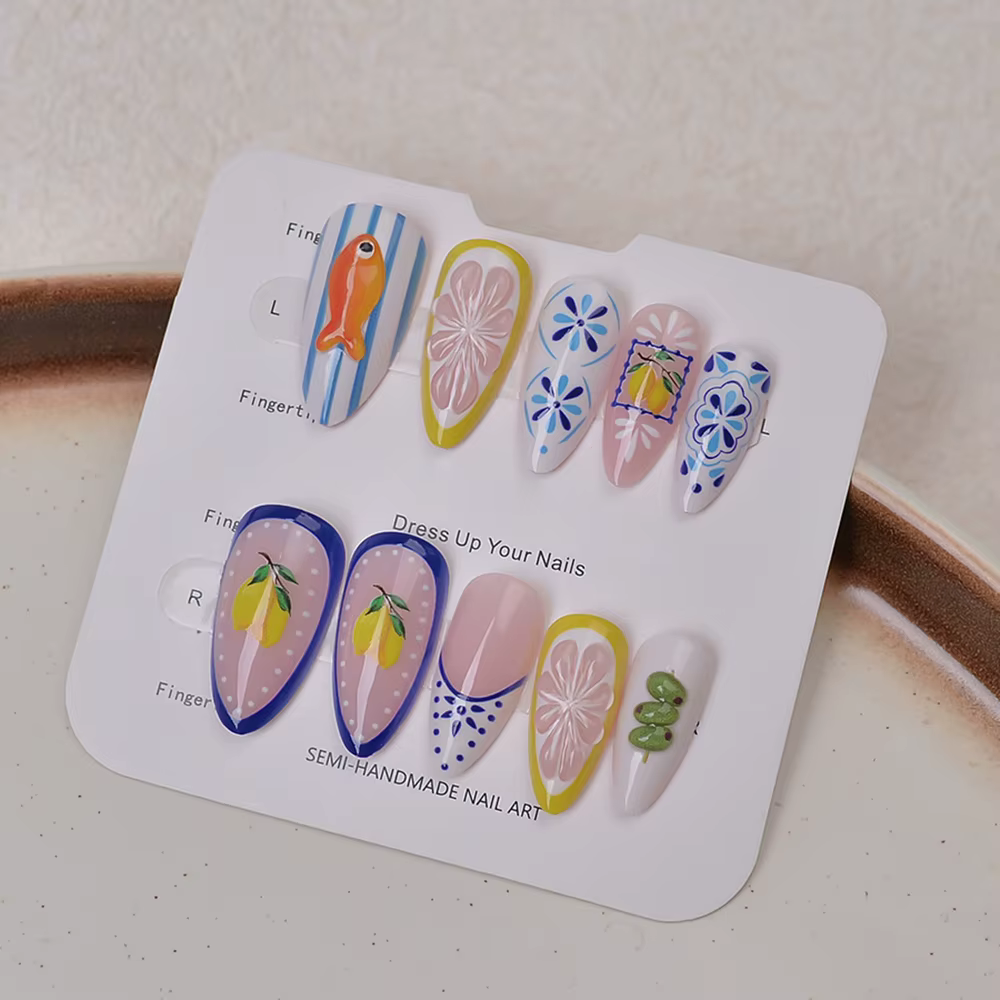 24 faux ongles français mignons à presser