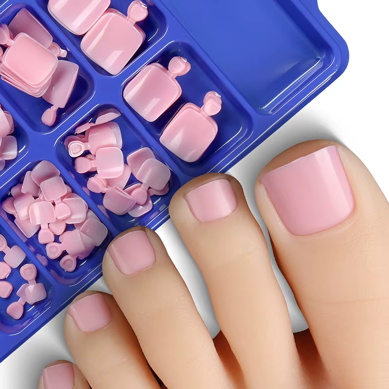 100 faux ongles de pieds couleur unie naturelle