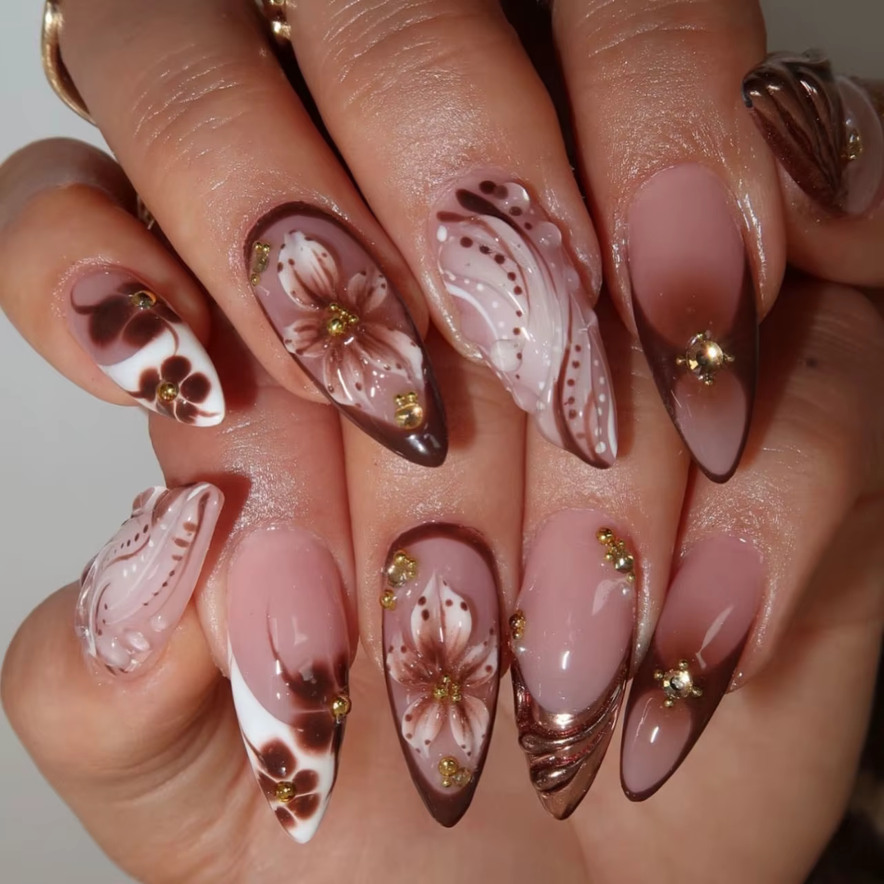 Faux ongles moyens pour femmes