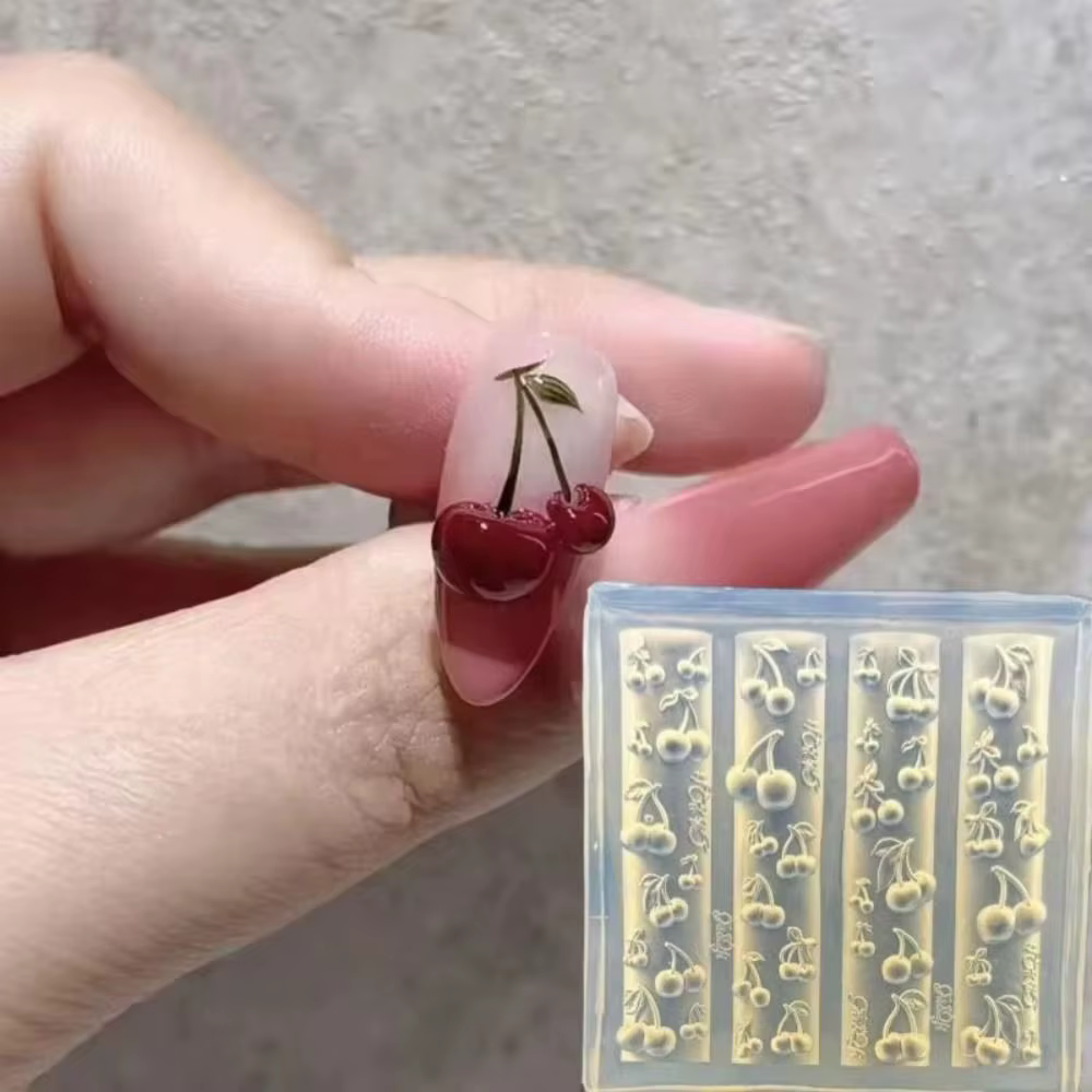 Modèles d'ongles Design cerise 3D