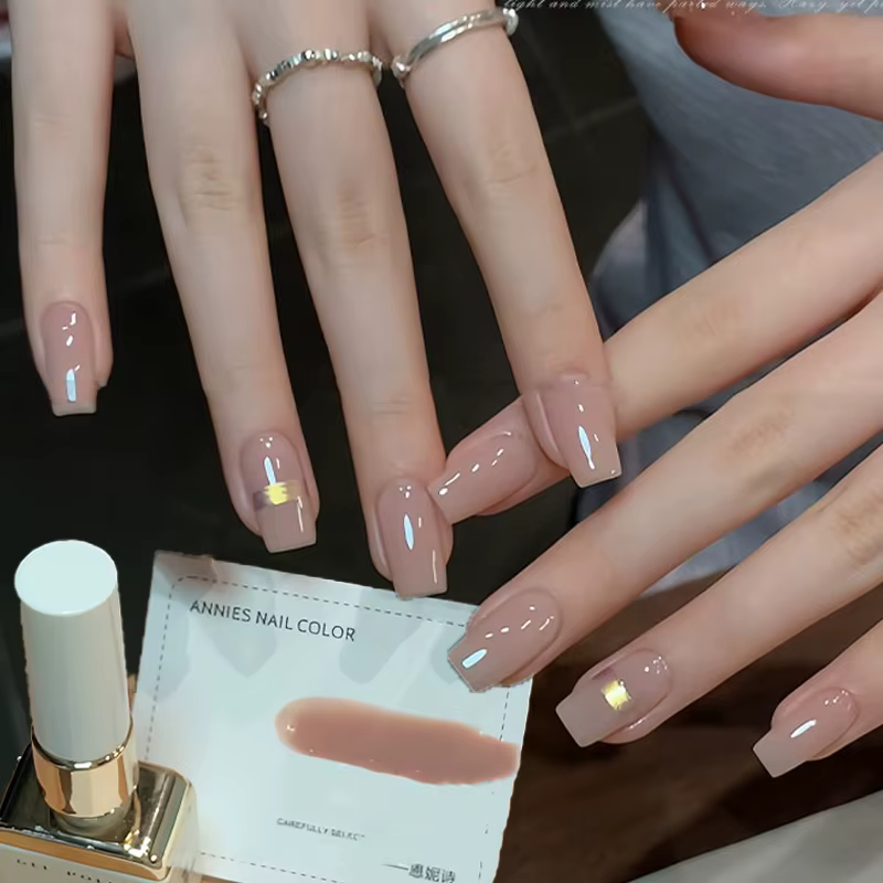 Ensemble de vernis à ongles en gel semi-translucide nude