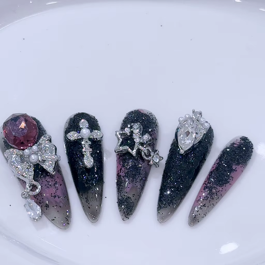 Faux Ongles de Luxe Faits Main à Coller Oblivion Dark Spice Girls